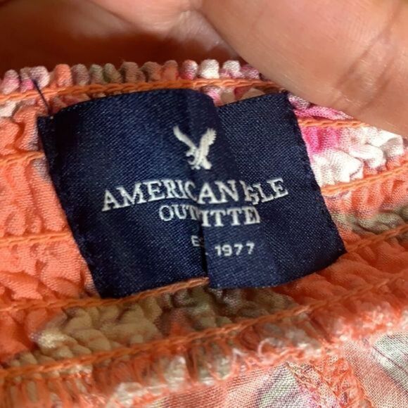 American Eagle Orange Floral Shorts - Picture 5 of 6